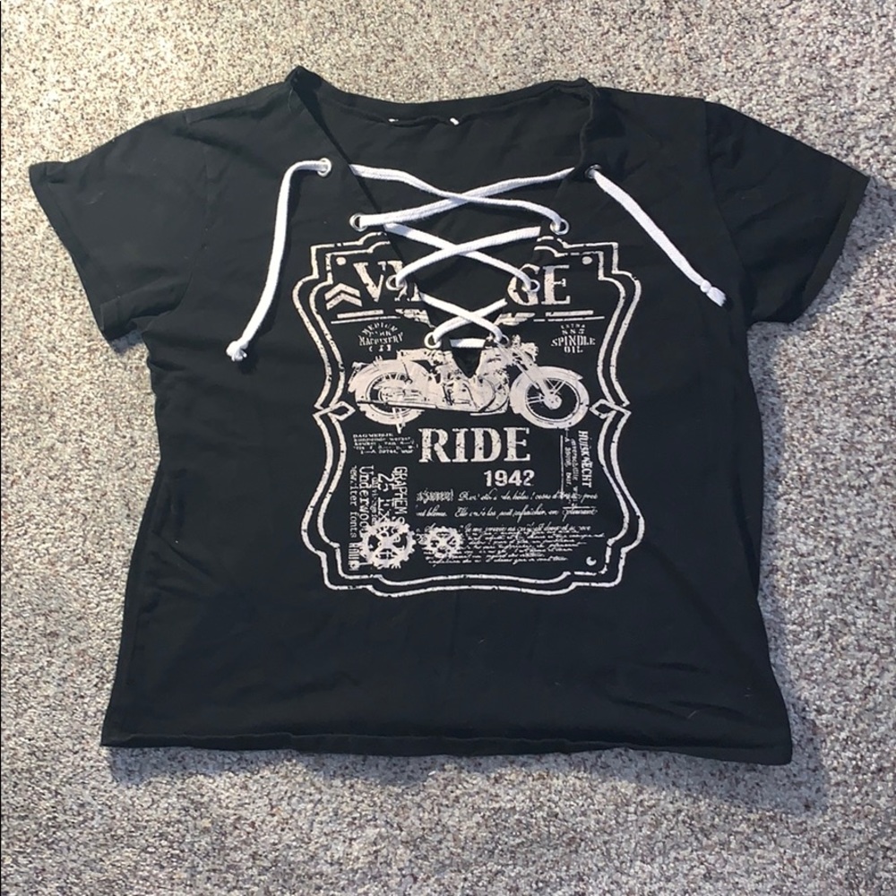 Black Low Cut Tee